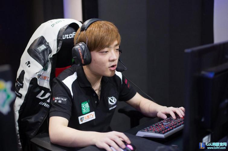 扑克新手最常见规则误区（扑克初学者常见的规则误解）