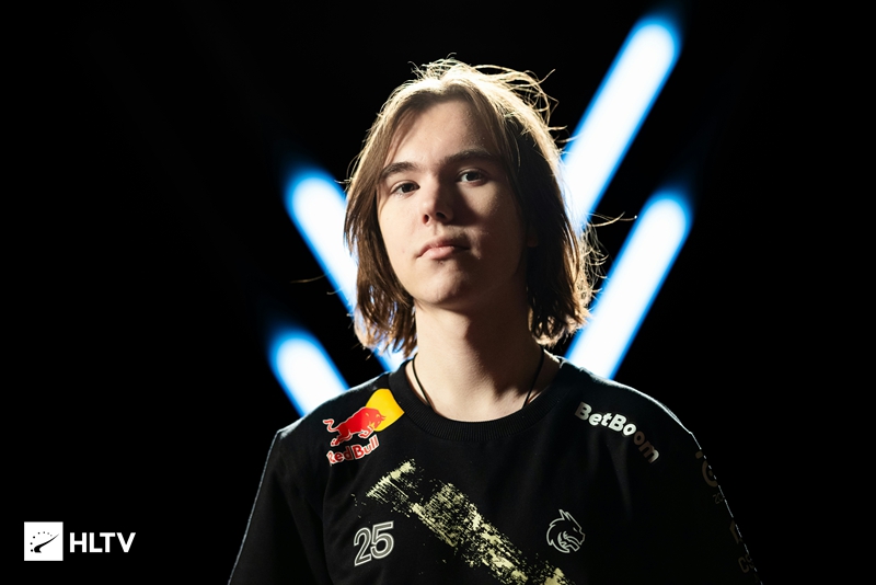 德州扑克高手极度怕坏习惯（坏习惯是德州扑克高手的最大忌讳）