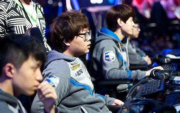 【快讯】FPX正式签下CSGO第五人，战队完全体完成集结